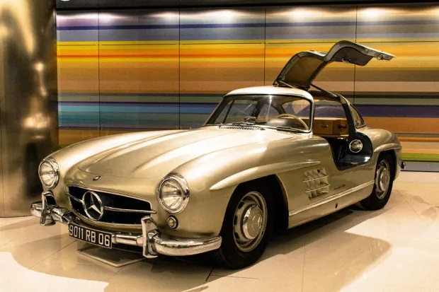 كازينو ريد فلاش تطبيق أندرويد/آي أو إس